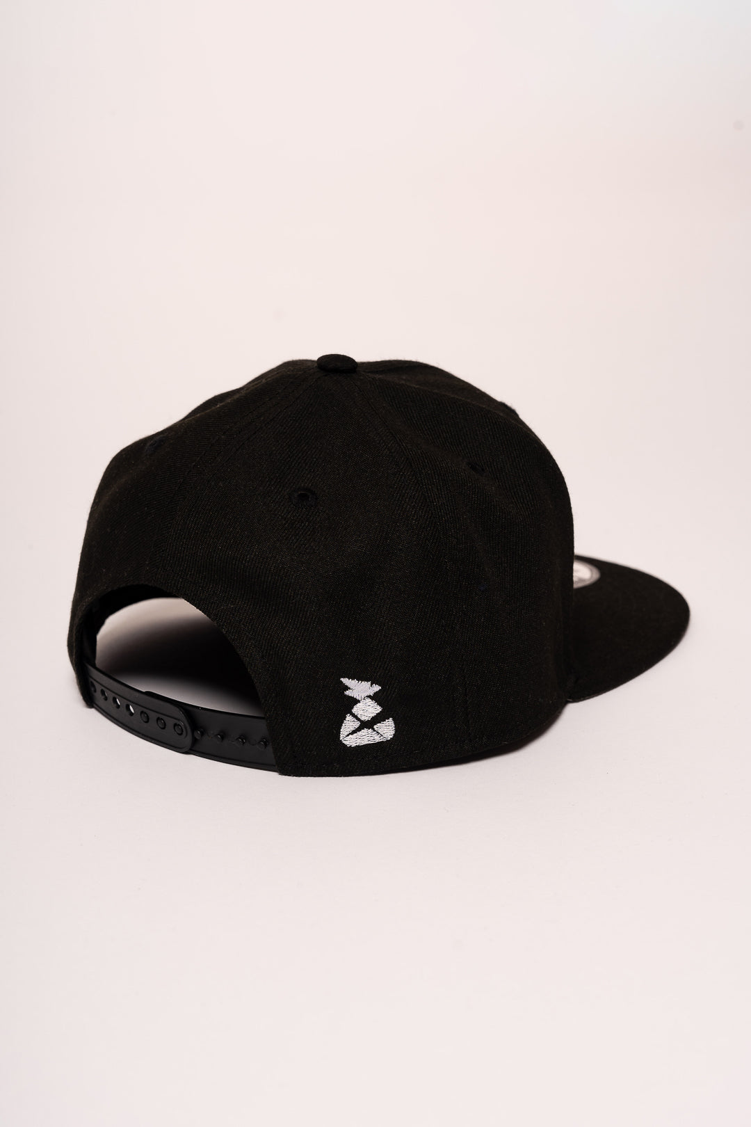 C WHITE LOGO SNAPBACK