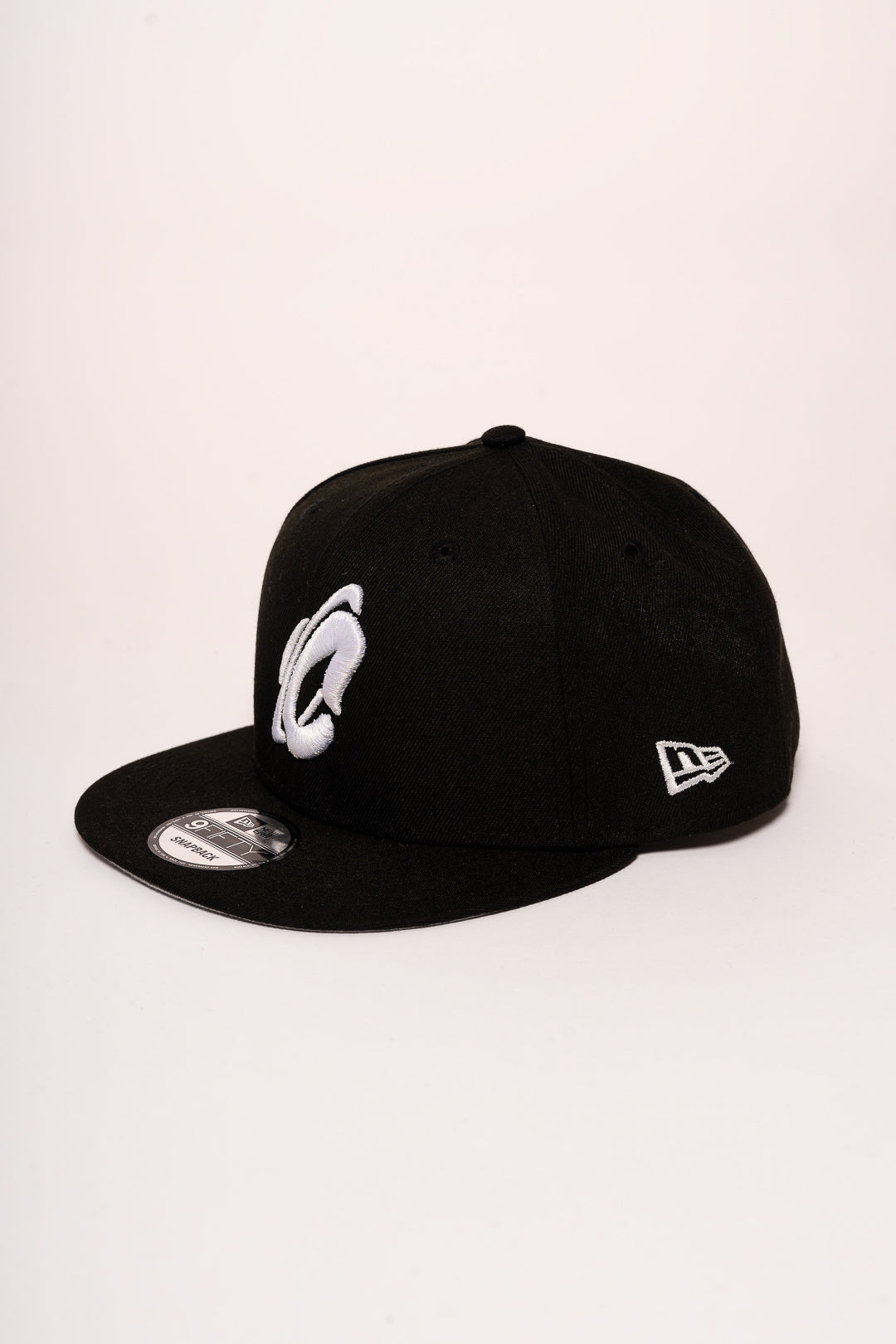 C WHITE LOGO SNAPBACK